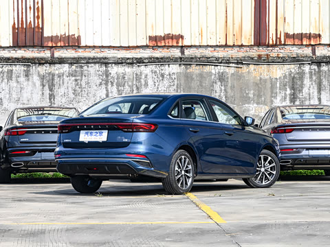 2026�� ��4�� 400������ 1.5L CVT��Խ��