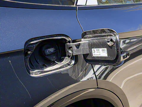 2025�� quattro 45�����ذ� 45 TFSI ������