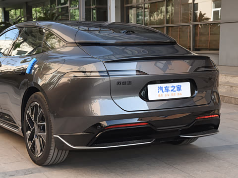 2025�� Pro�����