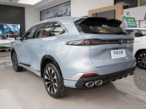 2025�� ���Ĵ� UItra 2.0T ������ �ǻ۾�����