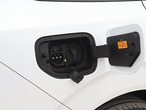 2025�� 636Ultra����� 6��