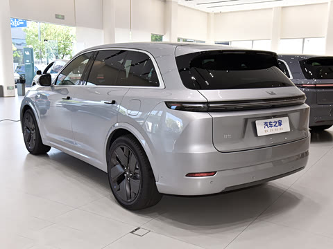 2025�� Max ���ܻ��°�