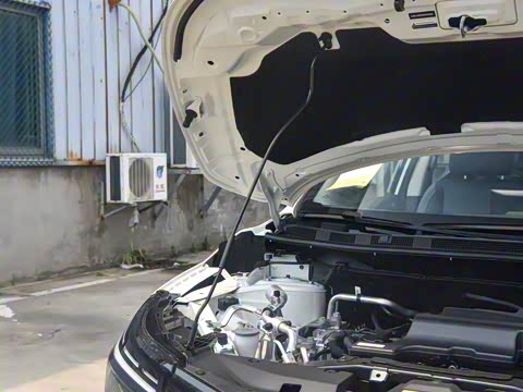 2025�� �Ŀ� ���� 2.0L CVT XV+���Ȱ�