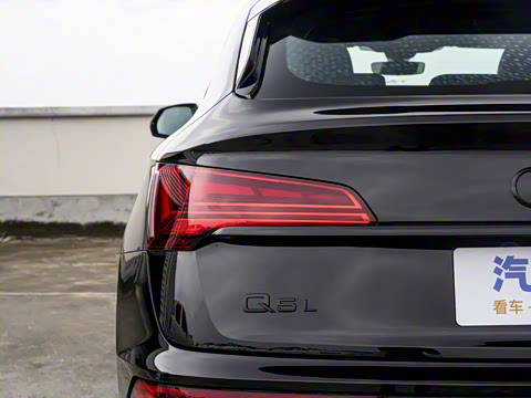 2025�� quattro 45�����ذ� 40 TFSI ʱ����