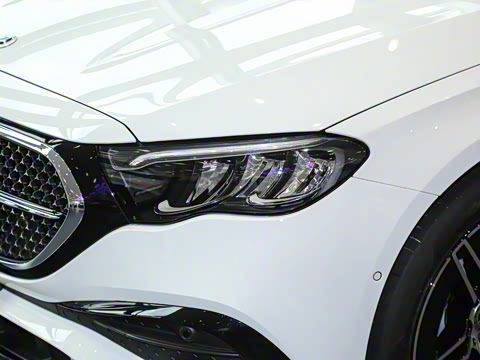 2025�� E 300 ʱ�����˶���