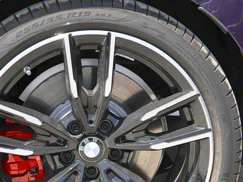 2025�� M240i xDrive