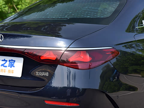 2024�� E 300 L ����˶���