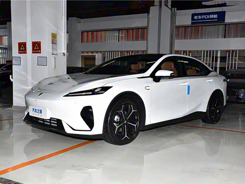 2025�� 300UltraǬ���Ǽ�ADS SE���̰�