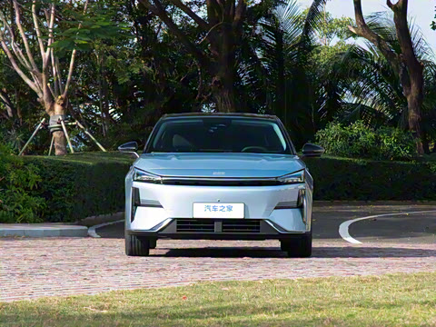 2025�� EM-i 140km ̽��+��