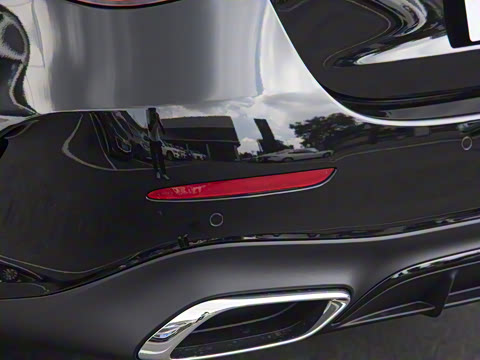 2025�� �Ŀ� E 260 �˶���