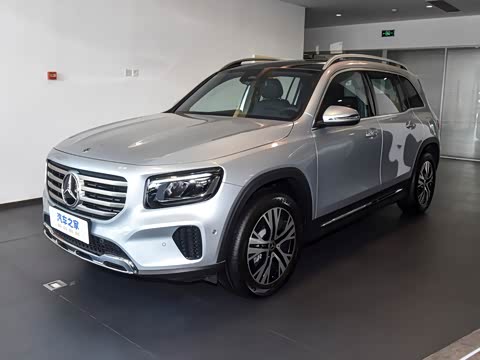 2025�� GLB 220 ������