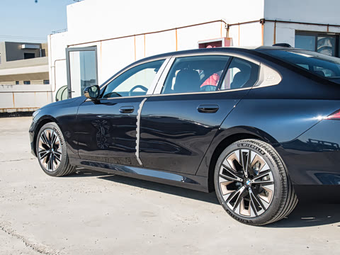 2025�� 530Li ������ ������װ