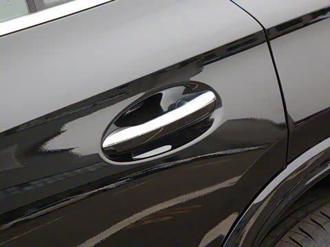 2024�� GLC 260 L 4MATIC ������ 7��