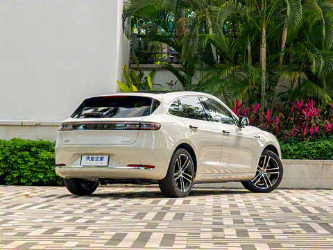 2025�� ���� Ultra ������