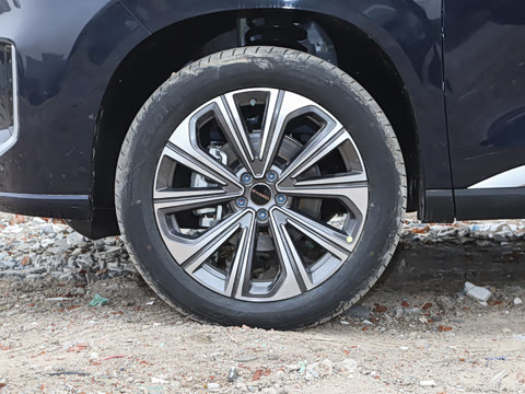 2025�� 400T ������ҫ�� 7��