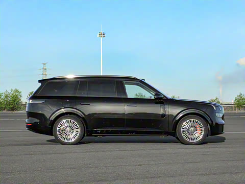 2025�� 2.0T ̽����