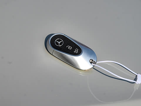 2025�� CLE 260 ���ܳ�