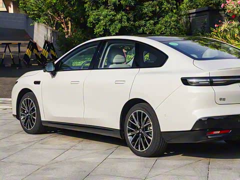 2025�� 650������