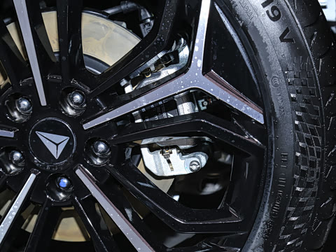 2025�� 300Max  �����Ǽ�AD PRO���̰�