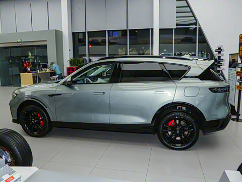 2025�� 318 259km ����̽����