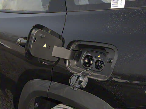 2025�� EM-i 115km ̽��+��