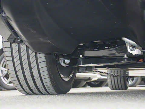 2024�� eDrive 35L M�˶���װ