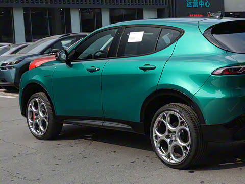 2024�� 2.0T 268HP AWD Veloce���� Plus��