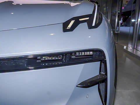 2025�� ����������