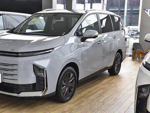 2025�� �콢��