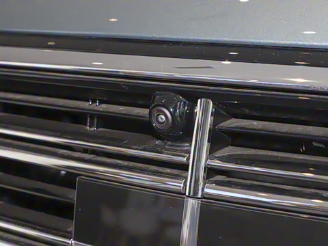 2025�� �Ŀ� E 300 L ������