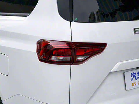 2025�� 2.0L �Զ���������� 9��