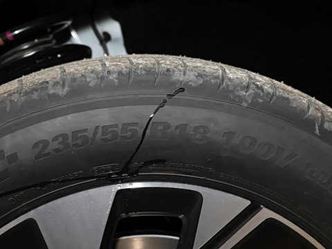 2025�� ̽��L 330TSI ������Ӣ