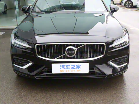 2025�� B4 ���ݺ�����