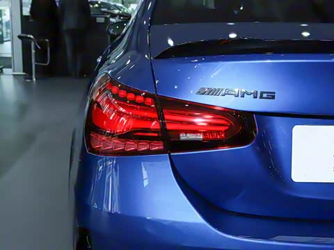 2025�� AMG A 35 L 4MATIC