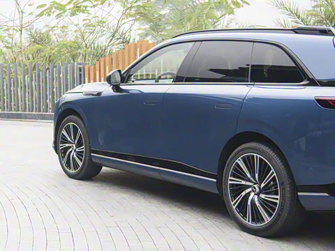 2025�� 680 ������������ Max