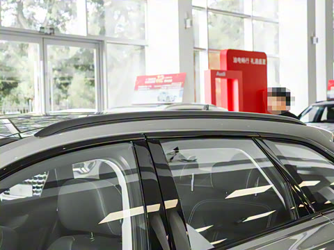 2025�� Avant 45 TFSI ��̽�ռ�