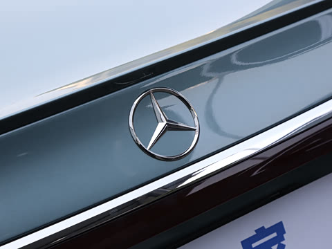 2025�� E 300 �������˶���