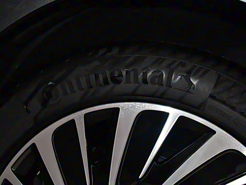 2025�� ���� 240 Max��������������ʻ