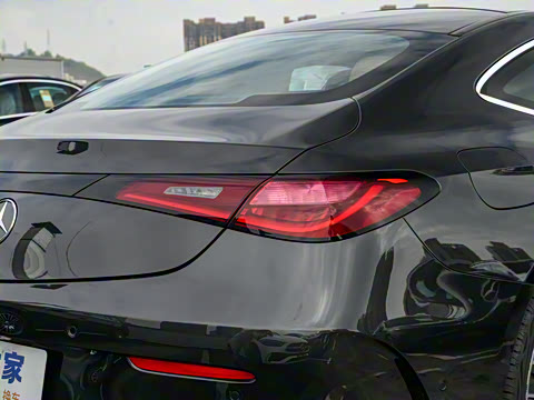 2025�� CLE 260 ���ܳ�