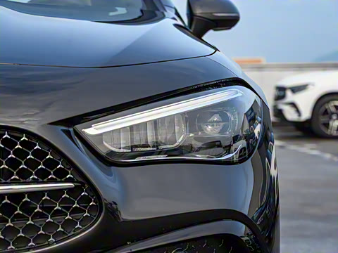 2025�� CLE 260 ���ܳ�