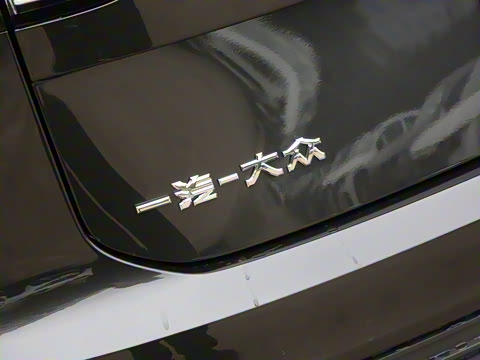 2025�� ������ 300TSI