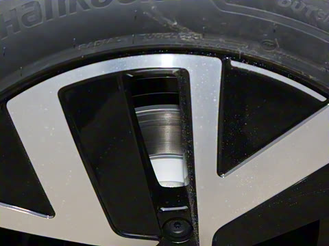 2025�� ������ 300TSI