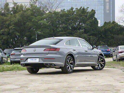 2025�� 330TSI ��Ŀ ������