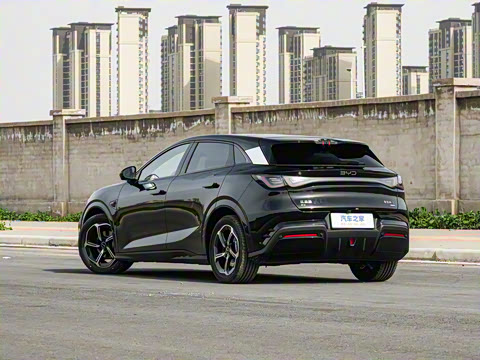 2025�� �Ǽݰ� 605���˰�