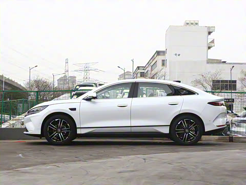 2025�� EV 545KM׿Խ��