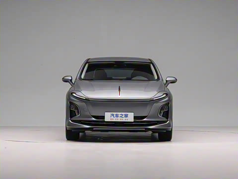 2025�� 610km PLUS