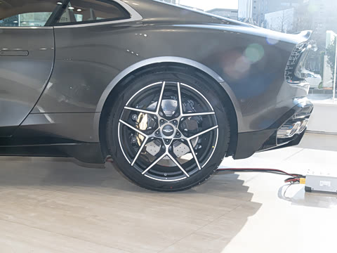 2025�� ������