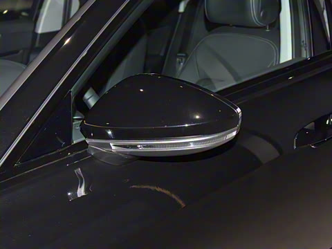 2025�� allroad quattro ̽���� 55 TFSI ����ԽҰ��