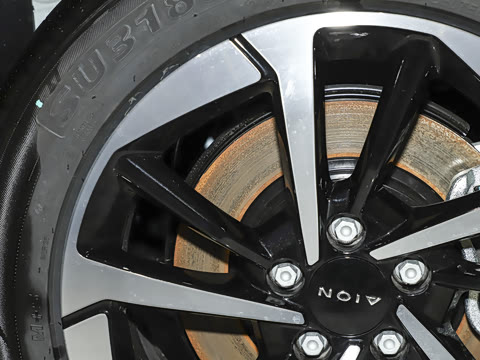 2025�� Plus 510 ������