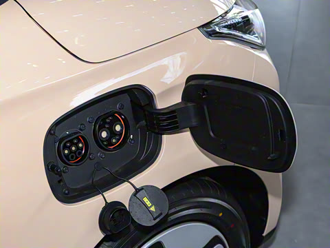 2025�� Mate 300km̤�˰�